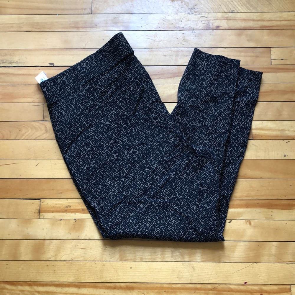 Old Navy legging XXL black with cream dots